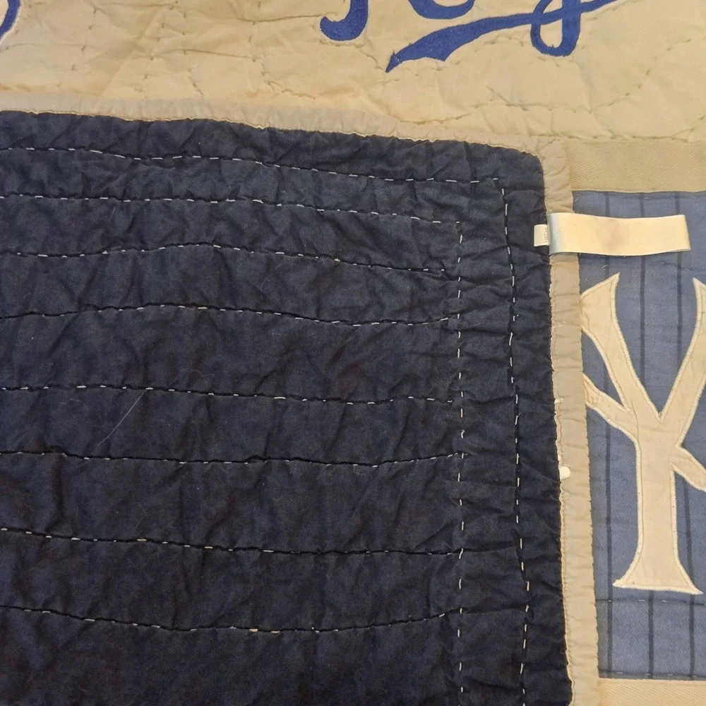 Pottery Barn Teen quilt good